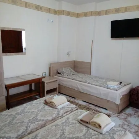 Stariyat Oreh نيسيبار